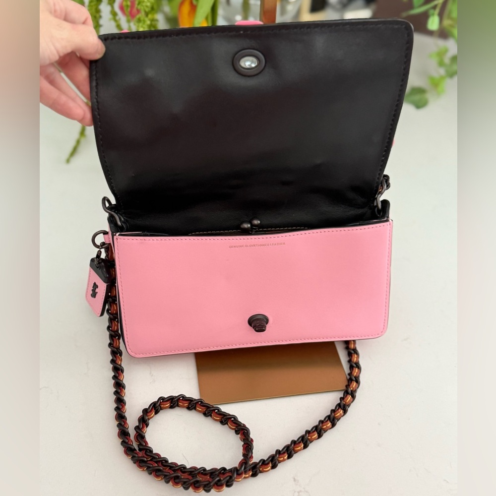 COACH 1941 Wild Tea Rose Dinky Petal Pink ~ EUC - Picture 10 of 15